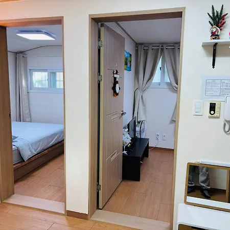 Travel House 2Room